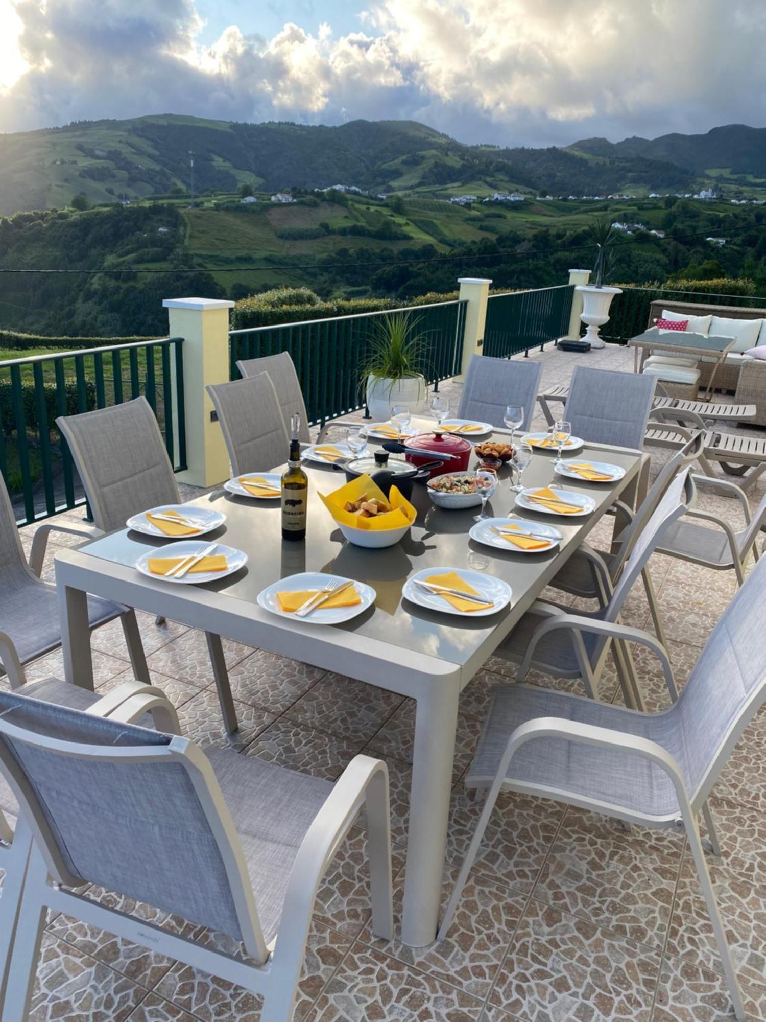 Vista Do Topo Homestay Povoacao (Sao Miguel)